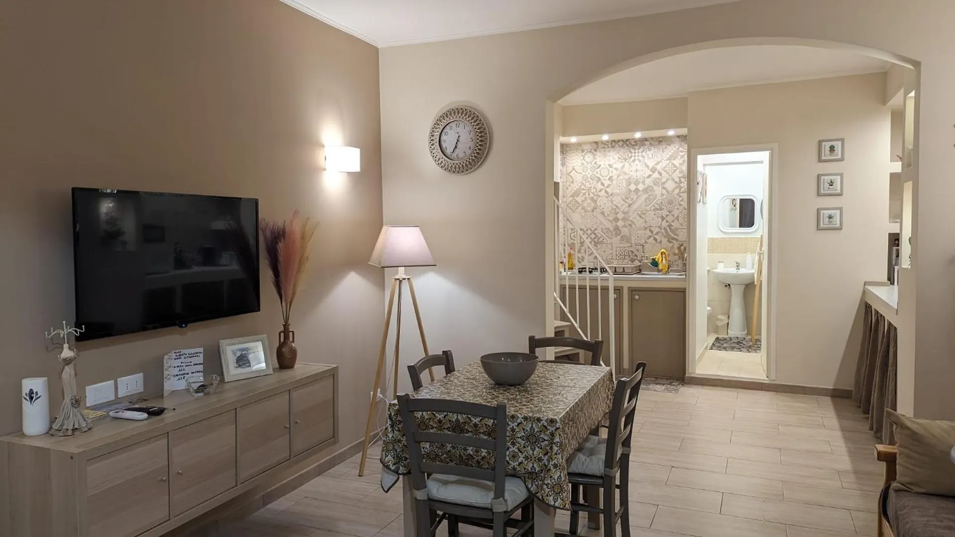 Welcoming House Villa Katanya 0*,  İtalya